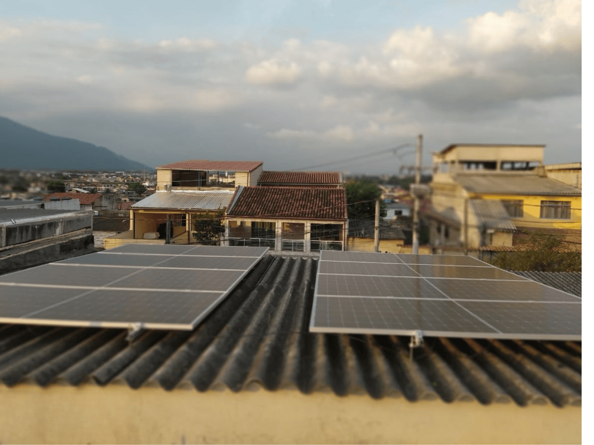 Painel solar em residência